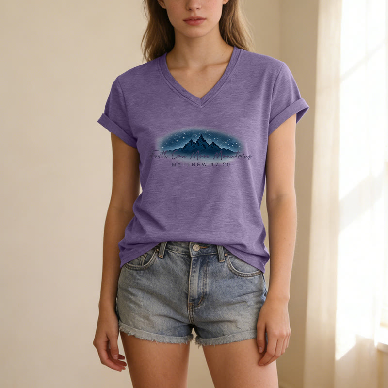 Christianartworkshop La fe mueve montañas Mateo 17:20 Camiseta informal con cuello en V y estampado de la Montaña Estrellada - image 9
