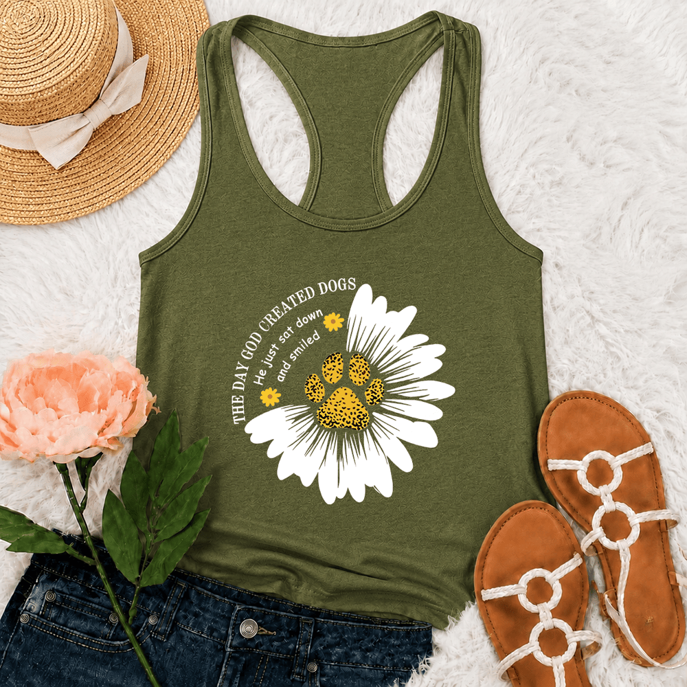 Christianartworkshop Camiseta sin mangas estilo racerback con estampado del día en que Dios creó a los perros - Verde militar - 2XL - image 21
