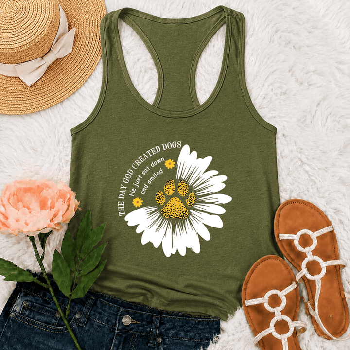 Christianartworkshop Camiseta sin mangas estilo racerback con estampado del día en que Dios creó a los perros - Verde militar - 2XL - image 21