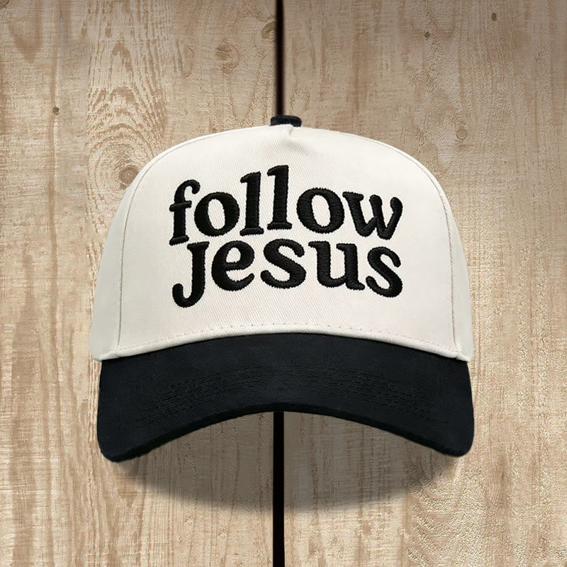 Christianartworkshop Gorra de béisbol unisex bicolor con visera curva y bordado "Sigue a Jesús" - image 1