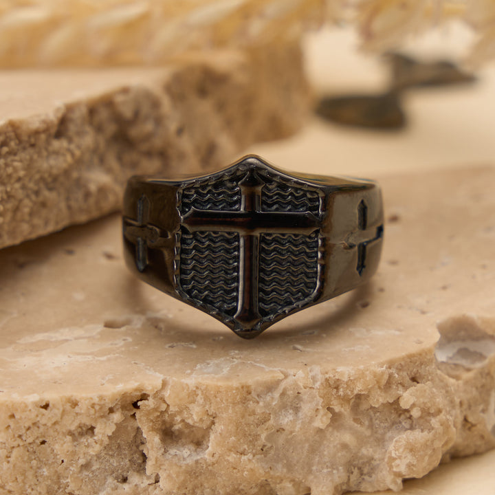 Christianartworkshop Anillo de sello con cruz en relieve y escudo: emblema atemporal de fe sagrada inquebrantable. - Negro - US 13 - image 9