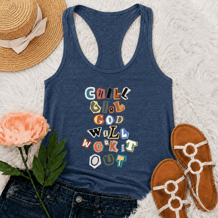 Christianartworkshop Chica relajada, Dios lo arreglará, nota de rescate, papel recortado, letras mixtas, estampado vertical, camiseta sin mangas estilo racerback - Azul marino - 2XL - image 27