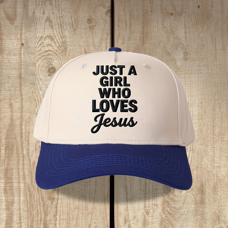 Christianartworkshop Gorra de béisbol ajustable con estampado frontal de fuente mixta y pila vertical "Just A Girl Who Loves" - Azul oscuro - image 0