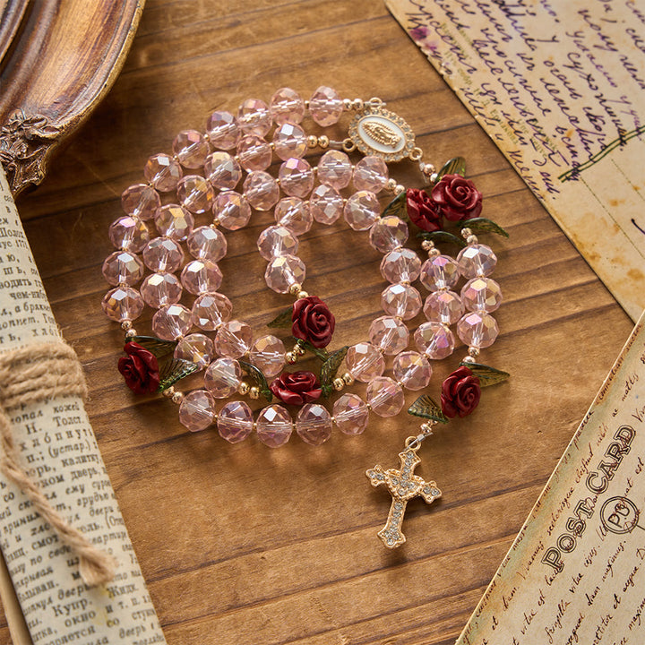 Christianartworkshop Rosario de oración con rosa de Nuestra Señora de Guadalupe, crucifijo y cuentas de vidrio rosa facetadas hechas a mano. - image 4