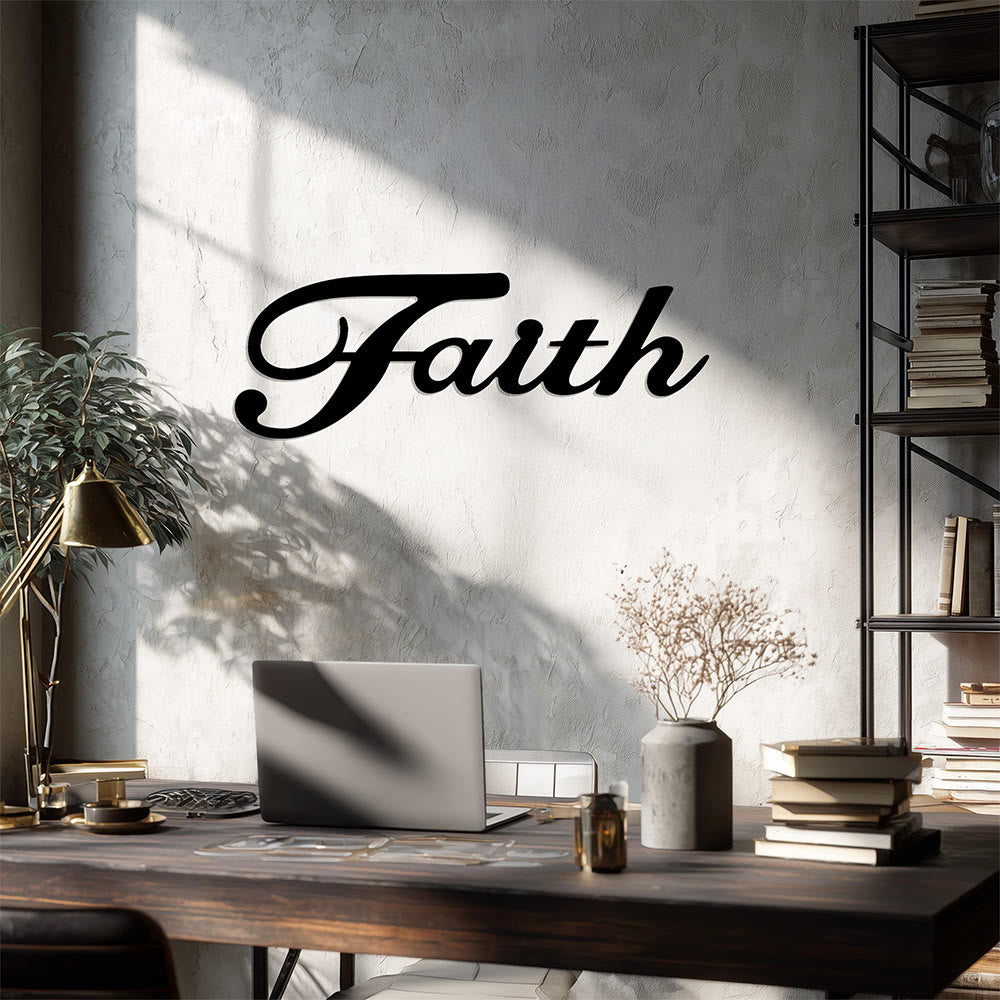 Christianartworkshop Elegante adorno de pared metálico con la palabra "Fe" en letra cursiva: emblema atemporal de fe interior inquebrantable. - image 0