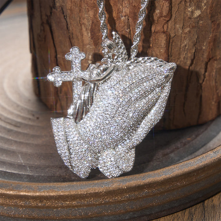 Christianartworkshop Collar con colgante de cruz con figura sagrada totalmente pavé: emblema atemporal del amor sacrificial y gentil. - Plata - image 3