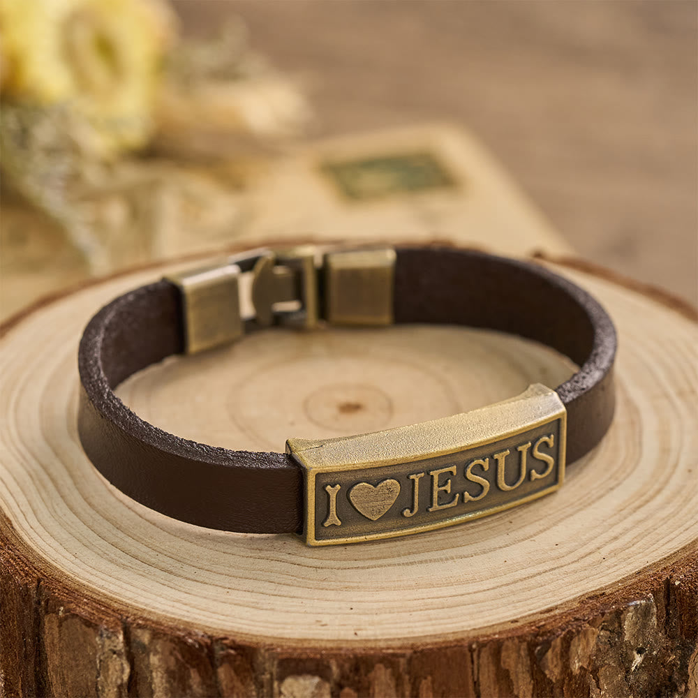 Christianartworkshop Pulsera clásica con corazón y la letra de Jesús: emblema personalizado de la eterna ternura divina. - image 4