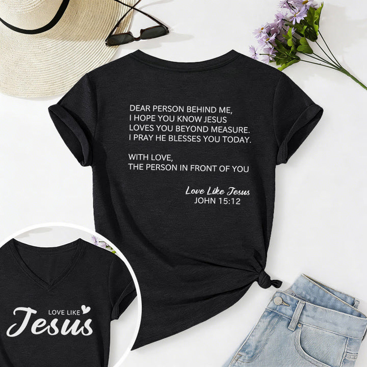 Christianartworkshop Querida persona detrás de mí Texto completo en la espalda Juan 15:12 Versículo en la parte delantera Eslogan de amor Camiseta informal con cuello en V - Negro - 2XL - image 12