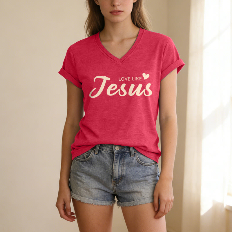 Christianartworkshop Querida persona detrás de mí Texto completo en la espalda Juan 15:12 Versículo en la parte delantera Eslogan de amor Camiseta informal con cuello en V - image 33