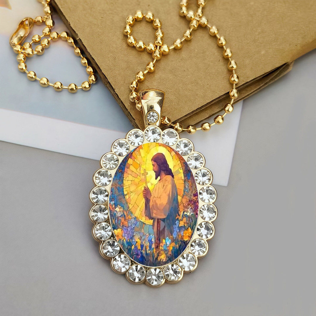 Christianartworkshop Collar con cadena de bolas con retrato de Jesús y marco ovalado: emblema atemporal de la suave protección celestial. - Jesús y el Sagrado Corazón - image 0