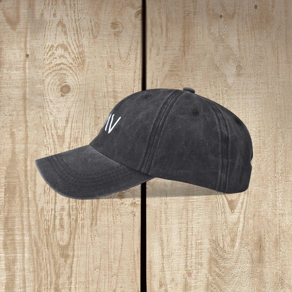 Christianartworkshop Gorra de béisbol lavada con bordado de símbolo de flecha mínima "Mayor que la adversidad" - image 5