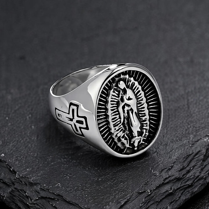 Christianartworkshop Anillo con la Cruz de Nuestra Señora de Guadalupe en relieve profundo: Emblema atemporal de fe sagrada inquebrantable. - image 10