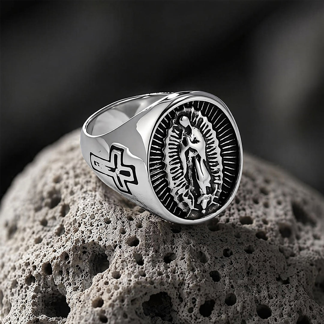 Christianartworkshop Anillo con la Cruz de Nuestra Señora de Guadalupe en relieve profundo: Emblema atemporal de fe sagrada inquebrantable. - image 11