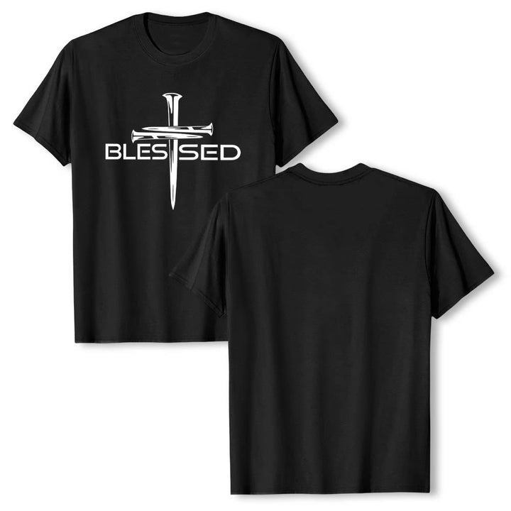Christianartworkshop Camiseta de manga corta premium con estampado frontal de la palabra "Blessed Three Nails Cross Split" en negrita y en bloque. - image 1