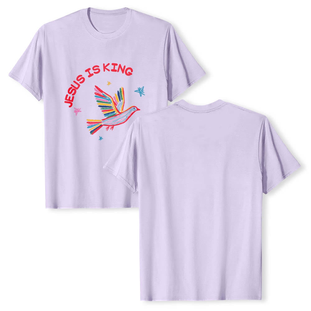 Christianartworkshop Camiseta clásica con estampado frontal de paloma y estrella dibujada a mano con letras curvas "Jesús es Rey" - image 14