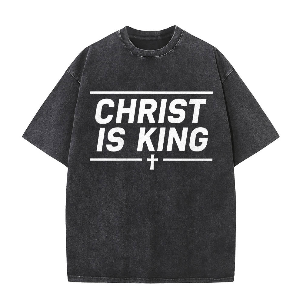 Christianartworkshop Camiseta lavada con estampado frontal de cruz centrada enmarcada con doble línea horizontal y la frase "Cristo es Rey" - Negro - 5XL - image 0