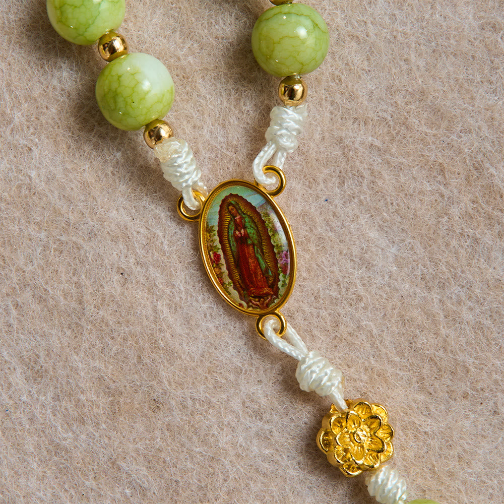 Christianartworkshop Rosario Fresh Lotus Spacer en tono jade con crucifijo tallado ornamentado: emblema de pura serenidad celestial. - image 5