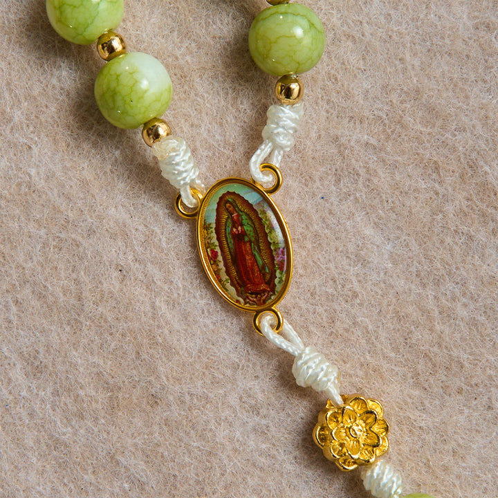 Christianartworkshop Rosario Fresh Lotus Spacer en tono jade con crucifijo tallado ornamentado: emblema de pura serenidad celestial. - image 5