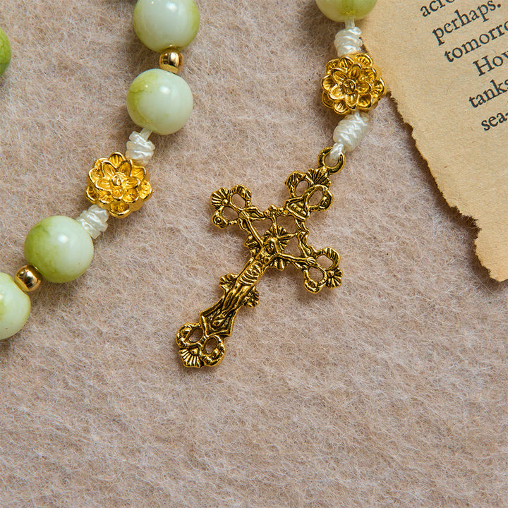 Christianartworkshop Rosario Fresh Lotus Spacer en tono jade con crucifijo tallado ornamentado: emblema de pura serenidad celestial. - image 7