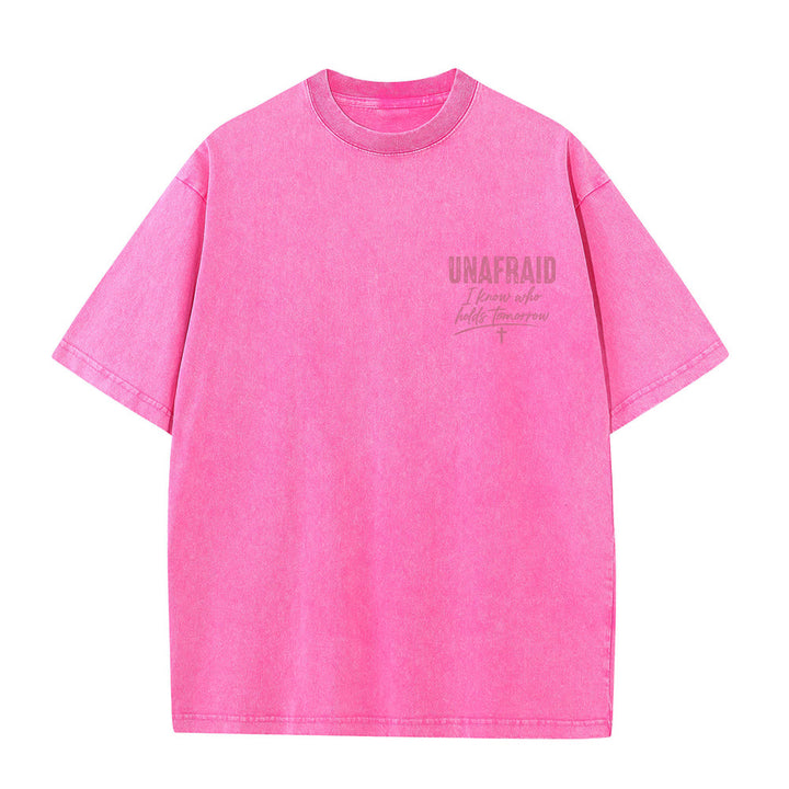 Christianartworkshop Camiseta lavada con detalle de corazón y la frase "Sin miedo" en la espalda, "No te preocupes, Dios me tiene". - image 22