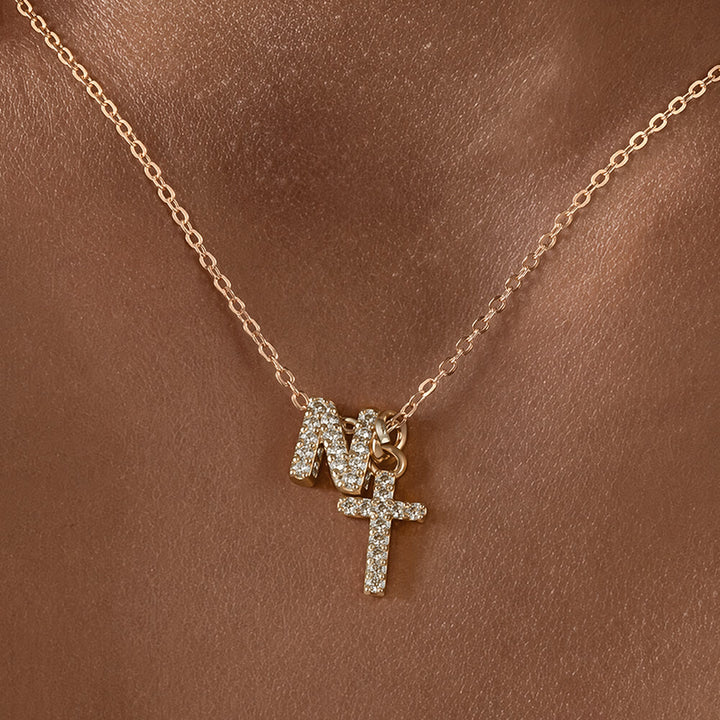 Christianartworkshop Collar con colgante doble en forma de cruz con iniciales personalizadas de la A a la Z y detalles de diamantes de imitación: emblema atemporal de la suave protección celestial. - norte - image 15