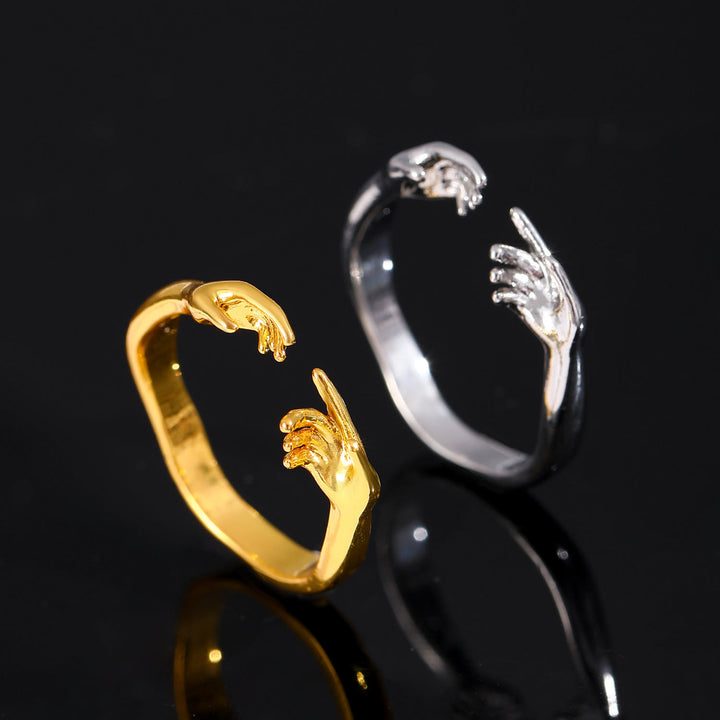 Christianartworkshop Anillo de fe ajustable con la imagen de la Creación de Adán tocando las manos abiertas: emblema atemporal de la suave protección celestial. - image 2
