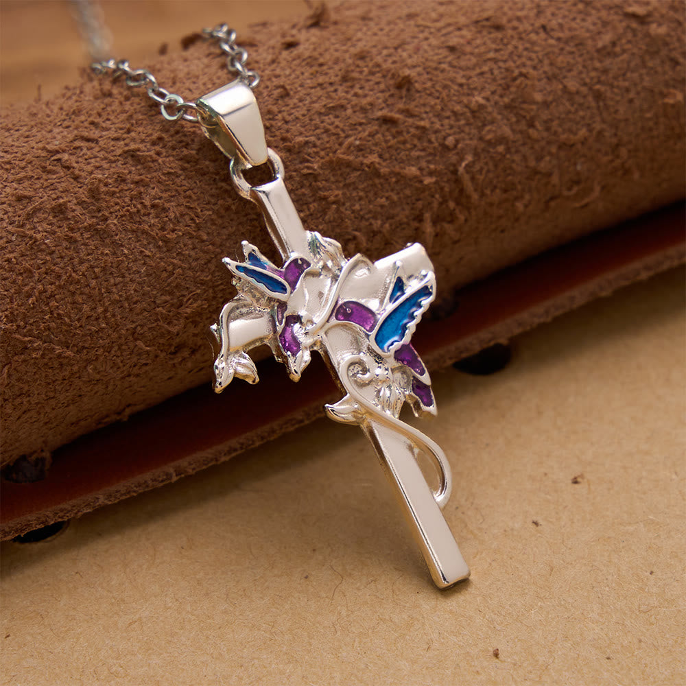 Christianartworkshop Collar con colgante de cruz fina envuelta en esmalte de colibrí hecho a mano: emblema de la dulce bendición celestial. - image 1