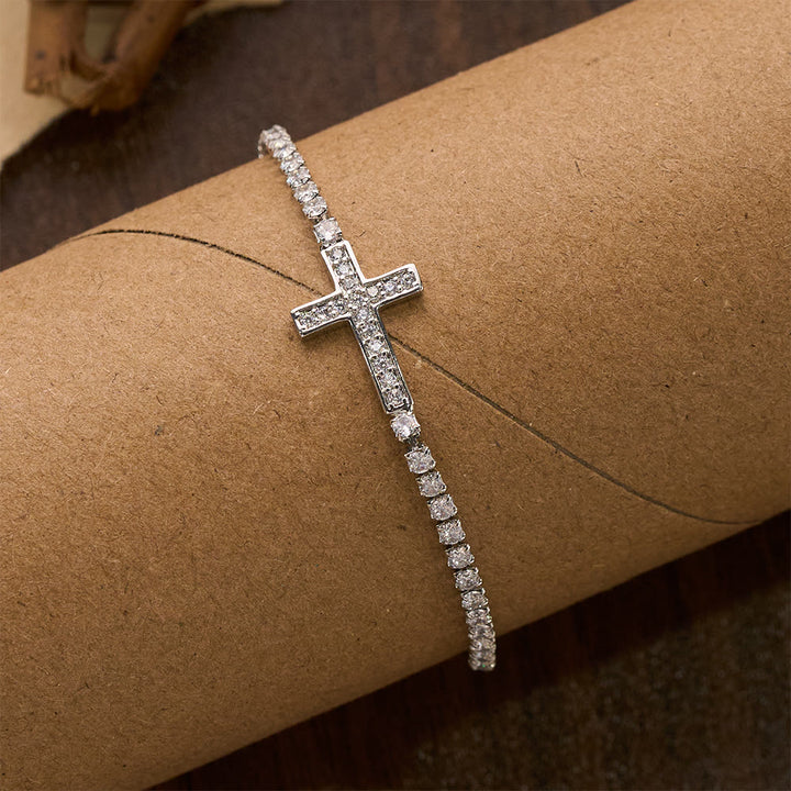 Christianartworkshop Pulsera de tenis ajustable con cruz de circonitas brillantes y pavé completo: emblema de la radiante guía celestial. - image 4