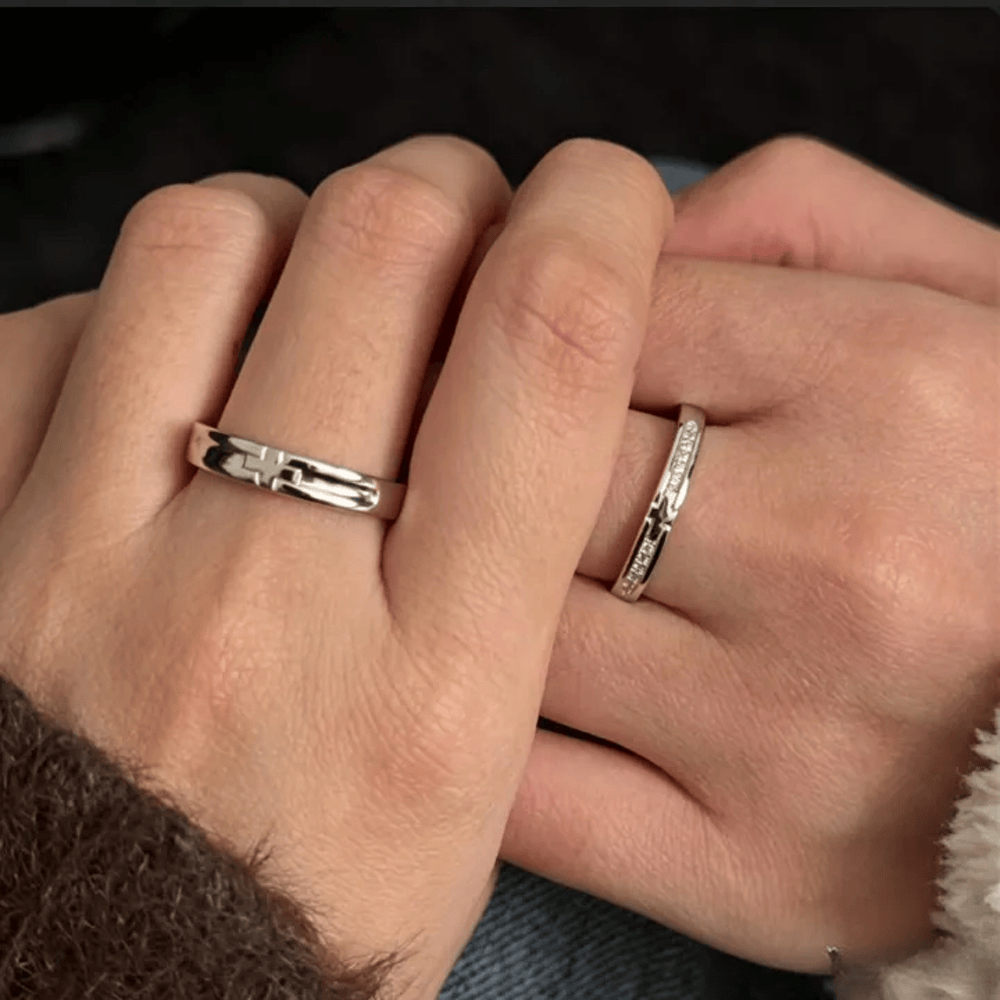 Christianartworkshop Conjunto de anillos ajustables de plata esterlina con cruz de estilo doble para parejas: Emblema del Pacto Celestial Unificado - image 1