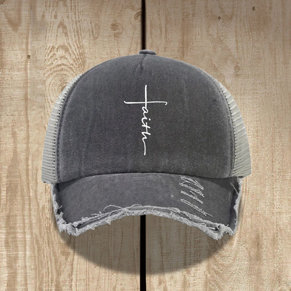 Christianartworkshop Gorro con estampado de letras cursivas y cruz de Fe envejecida - Gris - image 1