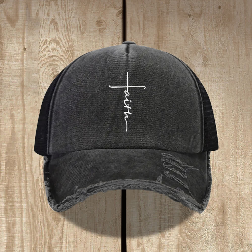 Christianartworkshop Gorro con estampado de letras cursivas y cruz de Fe envejecida - Negro - image 0