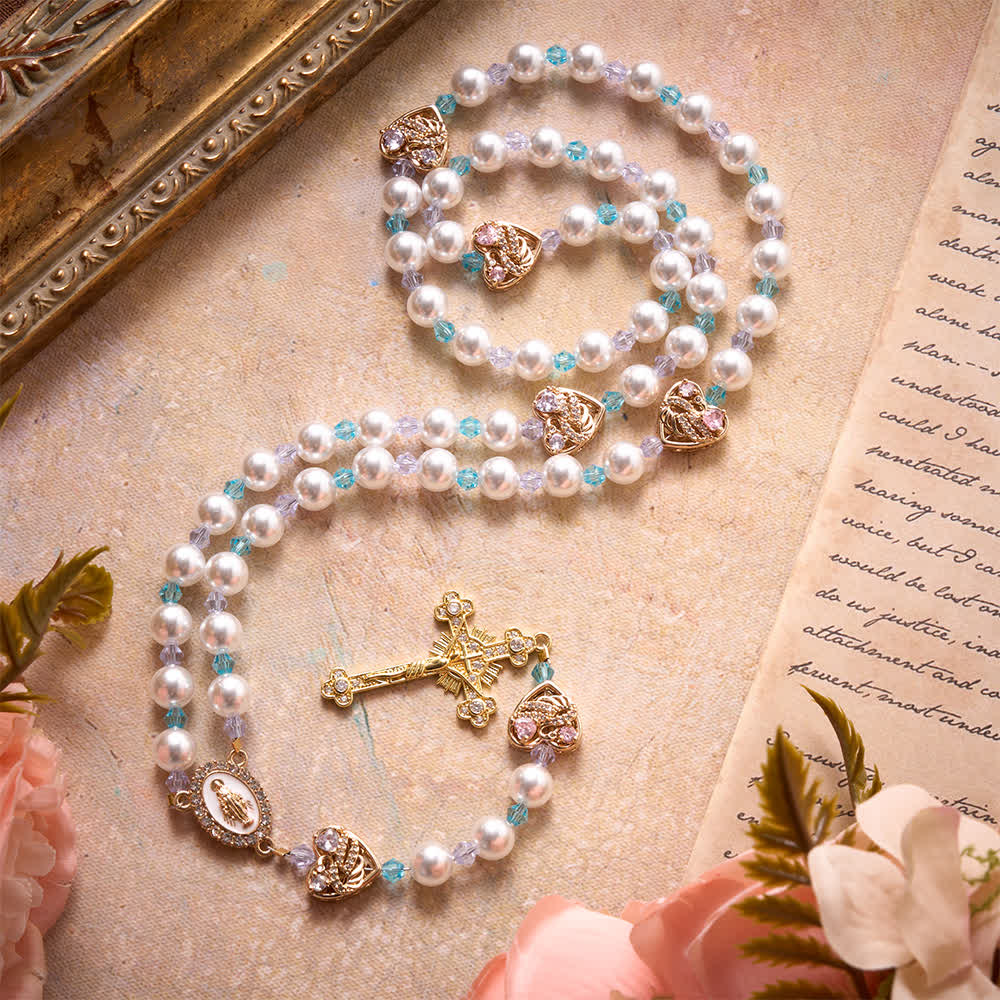 Christianartworkshop Rosario brillante de imitación de perlas con dijes de corazón de cisne de diamantes de imitación, medalla de la Virgen María y crucifijo enjoyado. - image 2