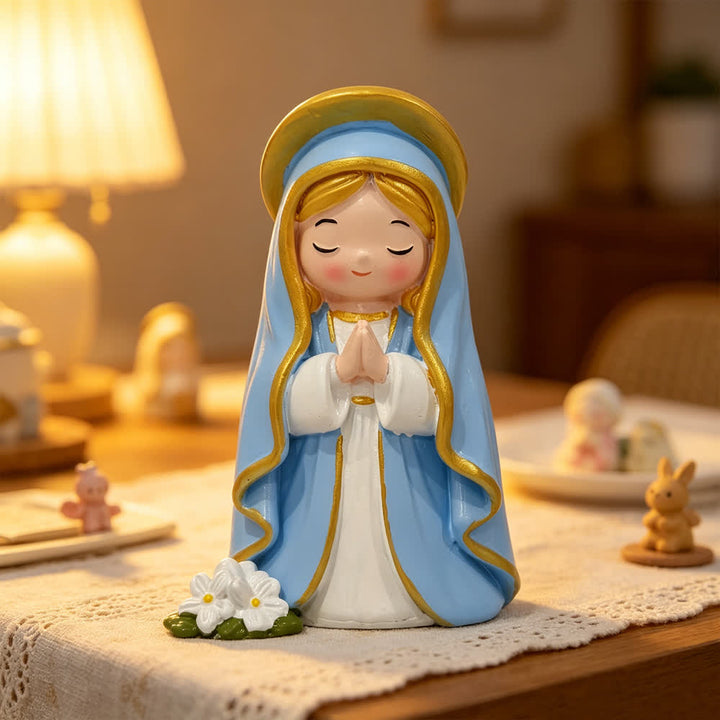 Christianartworkshop Figura de resina pintada a mano de la Virgen María rezando con los ojos cerrados, estilo chibi, con base floral. - Virgen María al estilo Q - image 0