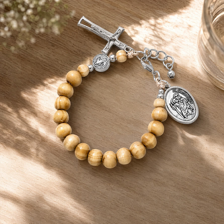 Christianartworkshop Pulsera del Rosario de San Cristóbal con cuentas de madera natural: Emblema de un viaje seguro y protección celestial. - image 17
