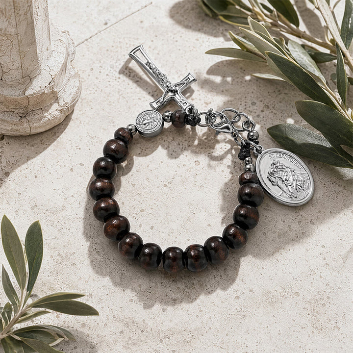 Christianartworkshop Pulsera del Rosario de San Cristóbal con cuentas de madera natural: Emblema de un viaje seguro y protección celestial. - image 21
