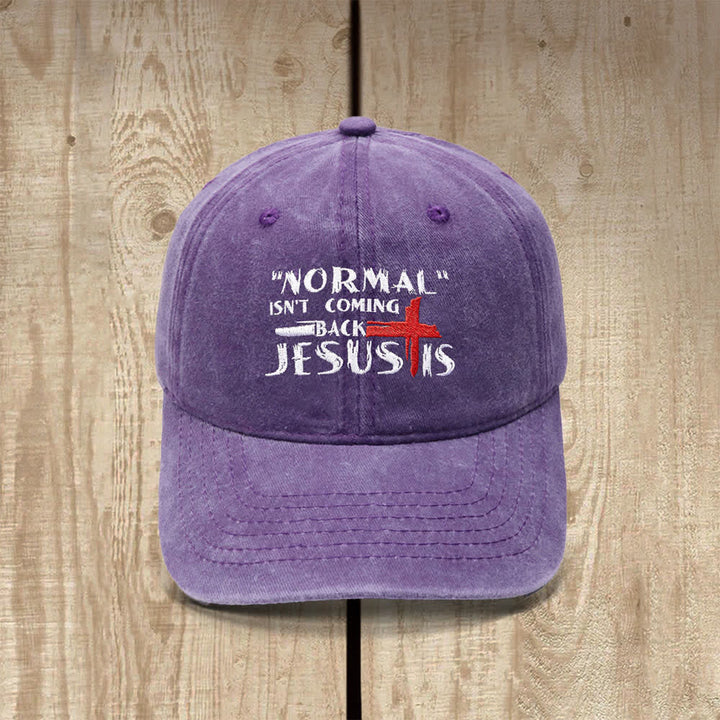 Christianartworkshop La normalidad no volverá. Jesús está en la cruz. Gorra clásica informal bordada con letras. - Púrpura - image 7