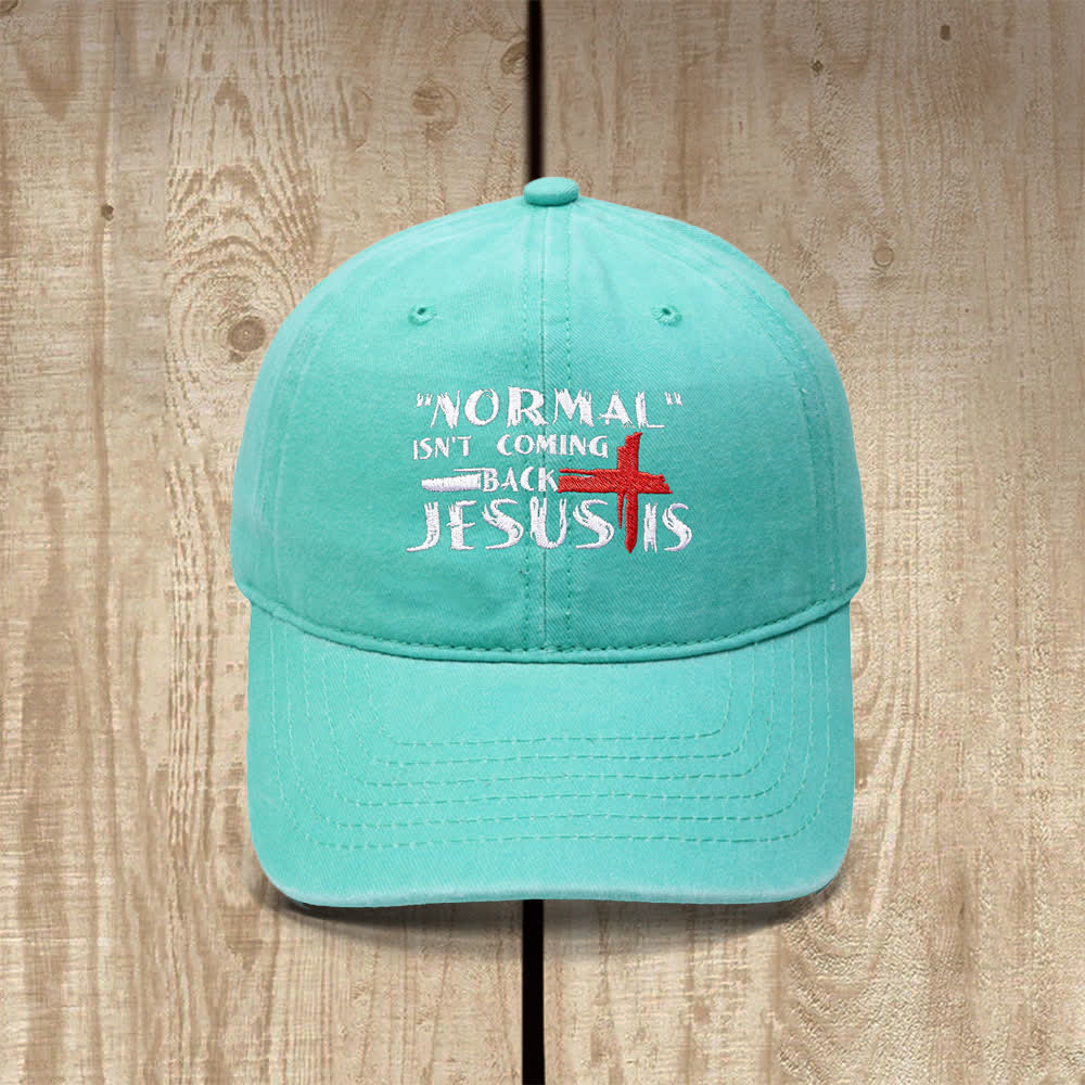 Christianartworkshop La normalidad no volverá. Jesús está en la cruz. Gorra clásica informal bordada con letras. - Verde claro - image 17