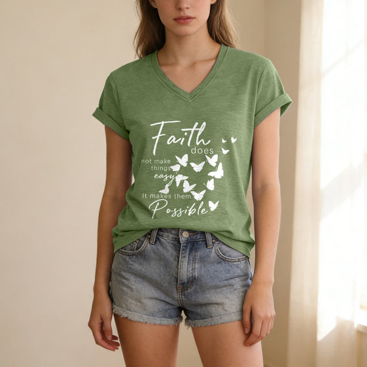Christianartworkshop La fe no hace las cosas fáciles. Camiseta informal con cuello en V y estampado de mariposa. - image 7