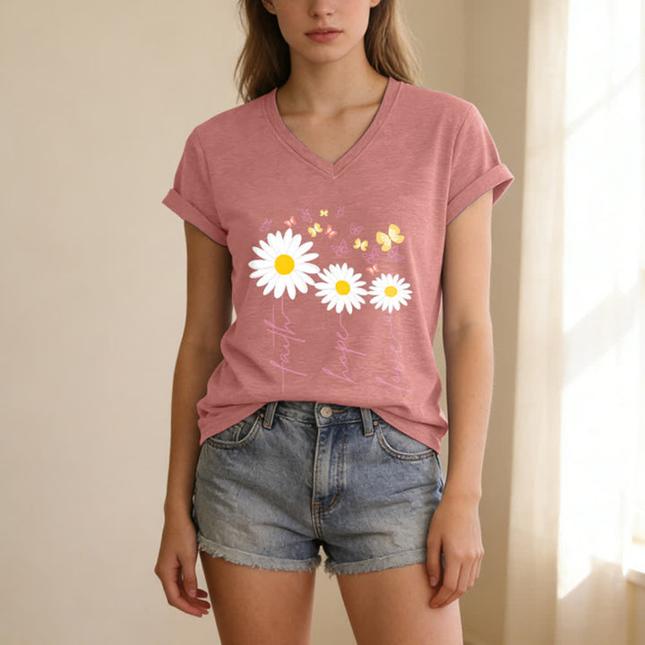 Christianartworkshop Camiseta informal con cuello en V y estampado floral de margaritas y mariposas "Fe, Esperanza, Amor". - image 19