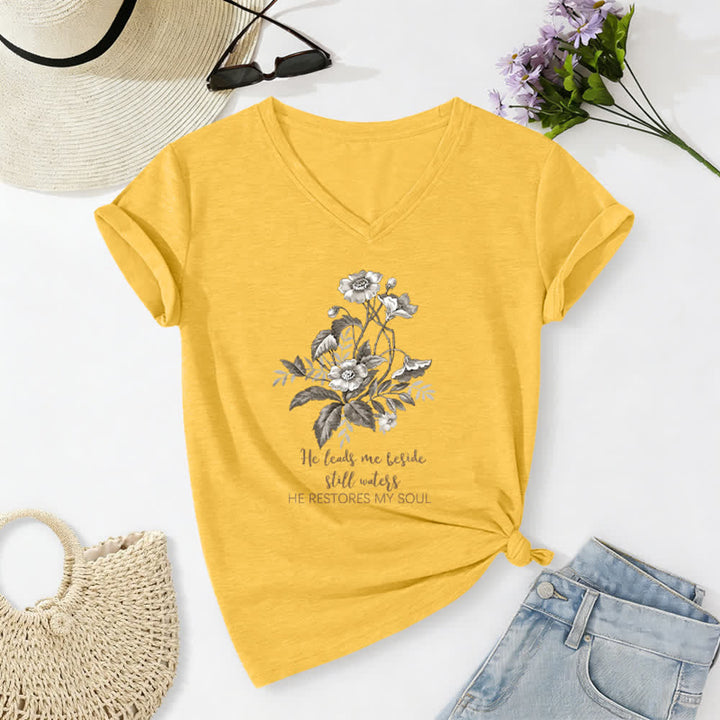 Christianartworkshop Camiseta informal con cuello en V y estampado floral "He Leads Me Beside Still Waters" - Amarillo - 2XL - image 0