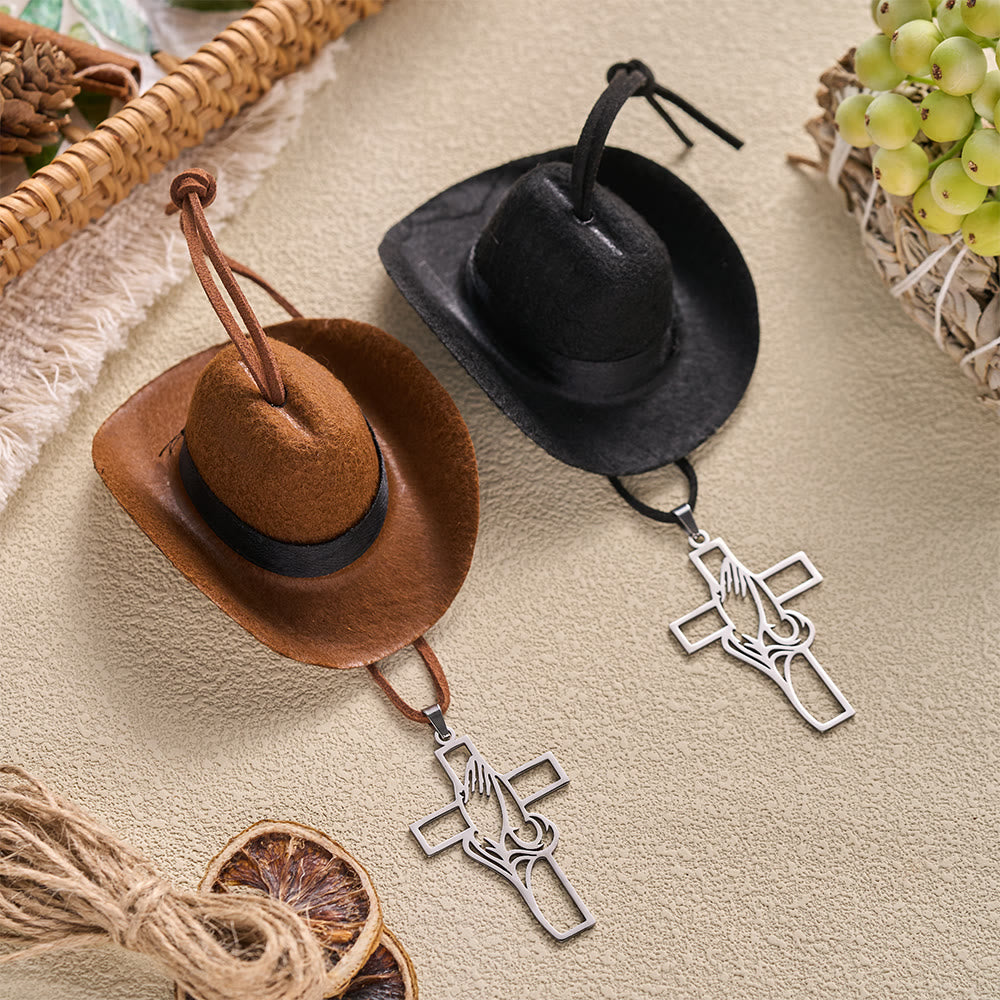 Christianartworkshop Mini sombrero de vaquero, manos rezando y colgante para coche con cruz: símbolo de paz y gracia en los viajes. - image 3