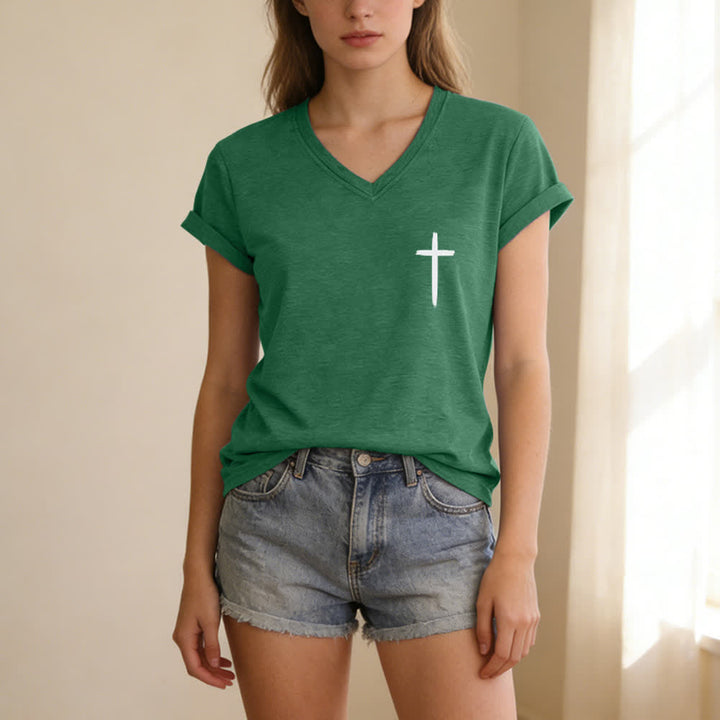 Christianartworkshop Camiseta informal con cuello en V y estampado de doble cara con la cruz "Con Dios todo es posible" (Mateo 19:26). - image 29