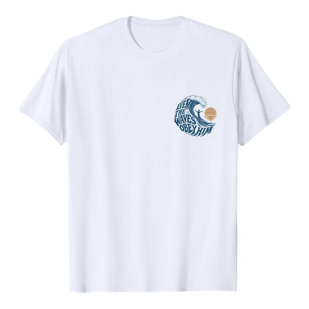 Christianartworkshop Incluso las olas le obedecen. Camiseta clásica con estampado de olas a doble cara. - image 11