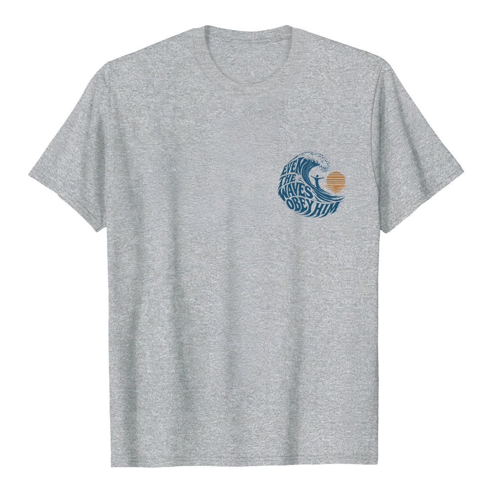Christianartworkshop Incluso las olas le obedecen. Camiseta clásica con estampado de olas a doble cara. - image 2