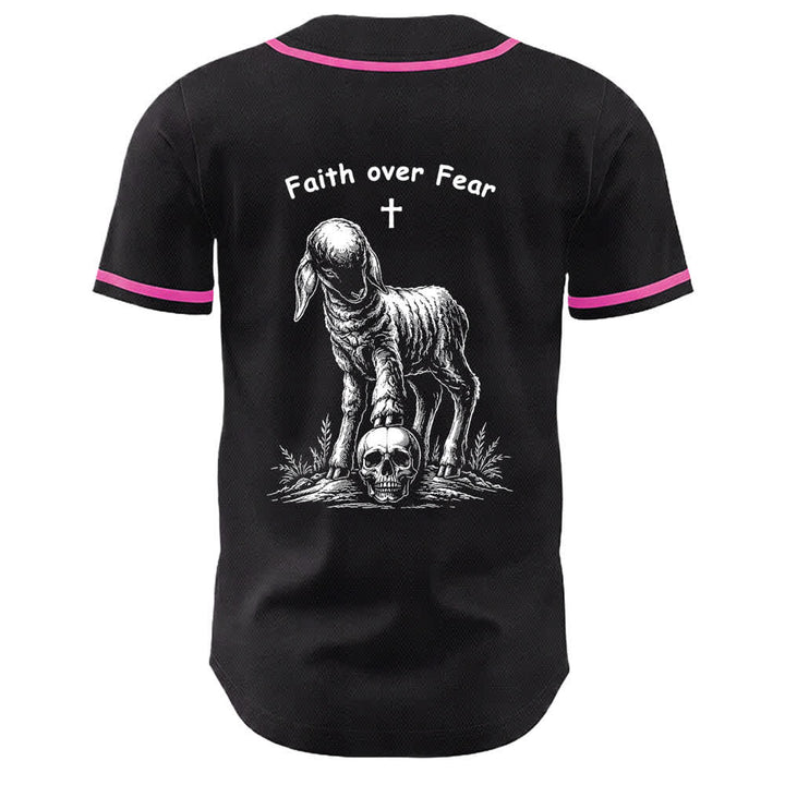 Camiseta de béisbol unisex con estampado de calavera, cordero y cruz de Christianartworkshop , "Fe sobre el miedo". - image 7