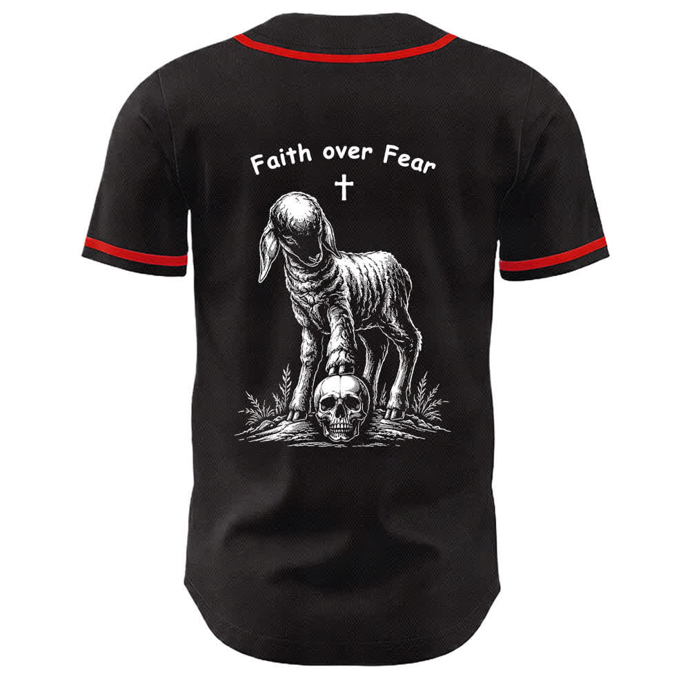 Camiseta de béisbol unisex con estampado de calavera, cordero y cruz de Christianartworkshop , "Fe sobre el miedo". - image 4