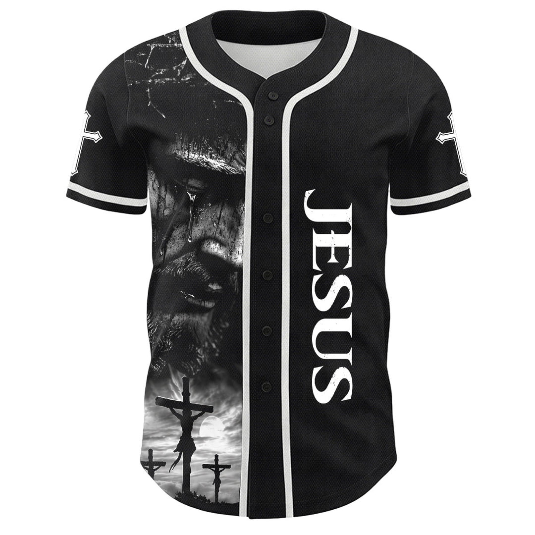 Camiseta de béisbol unisex con diseño de la crucifixión de Jesús y manga personalizada con nombre y número en Christianartworkshop. - image 3