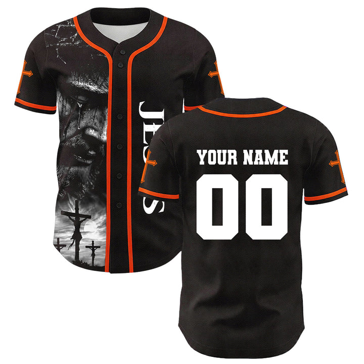 Camiseta de béisbol unisex con diseño de la crucifixión de Jesús y manga personalizada con nombre y número en Christianartworkshop. - image 25