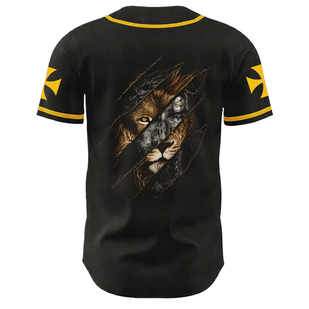 Christianartworkshop Jesús León de Judá Rasgado Rayo 3 Clavos Cruz Camiseta de béisbol unisex - image 4