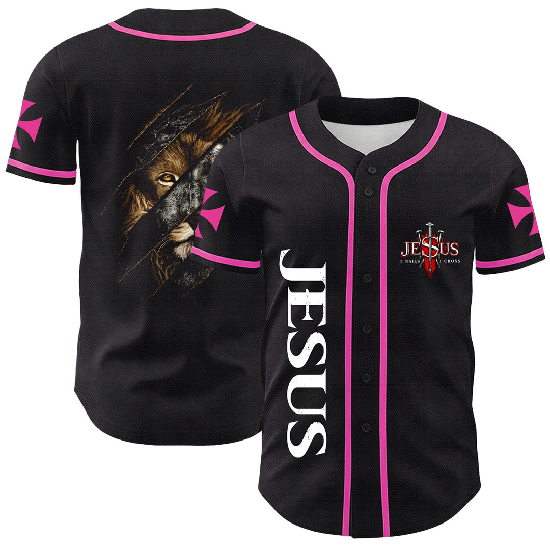 Christianartworkshop Jesús León de Judá Rasgado Rayo 3 Clavos Cruz Camiseta de béisbol unisex - Rosa - 5XL - image 12